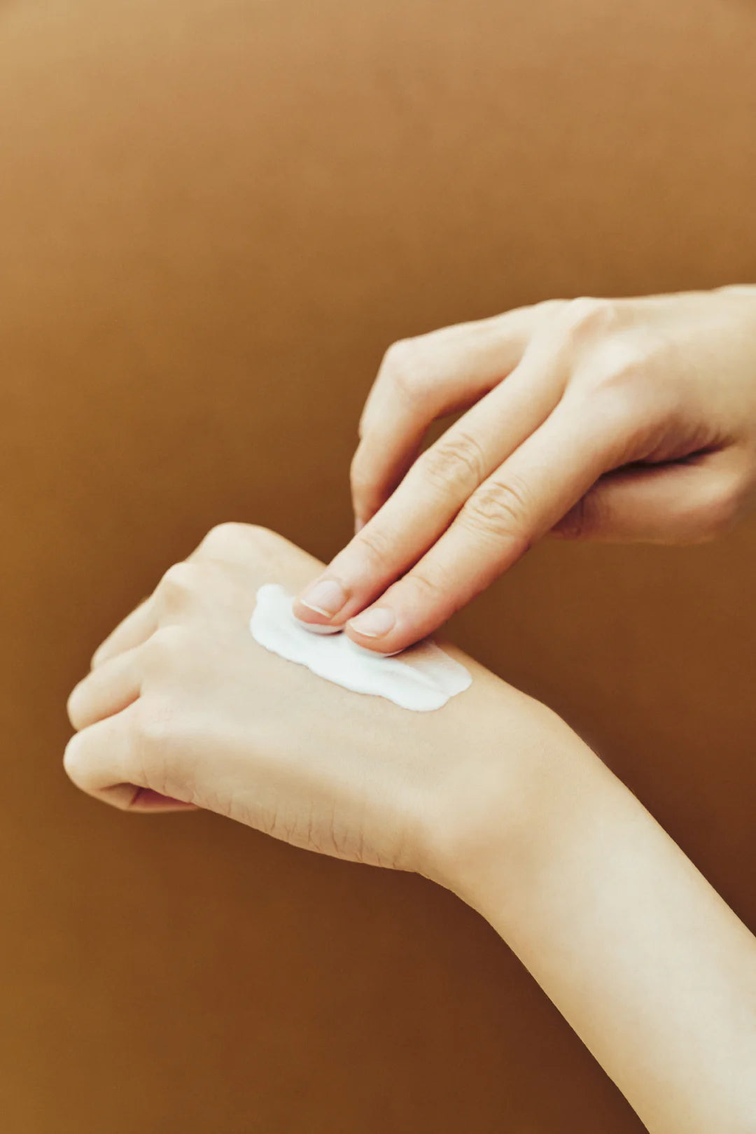 SKIN1004 Madagascar Centella Probio-Cica Glow Sun Ampoule SPF50+ PA++++